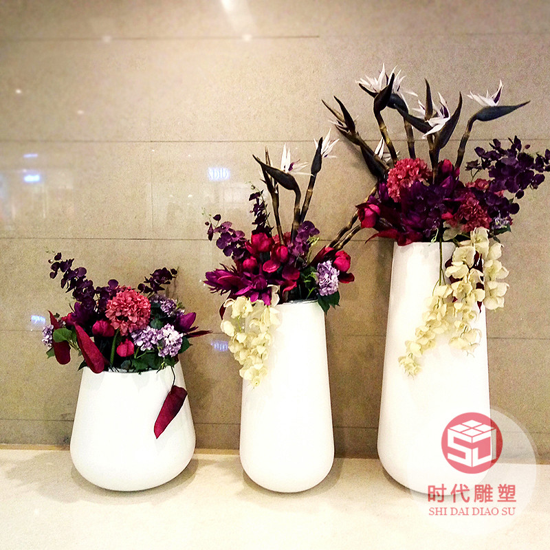 玻璃鋼幾何菱形花盆戶外美陳商場(chǎng)切面酒店大堂庭院裝飾橢圓大花器